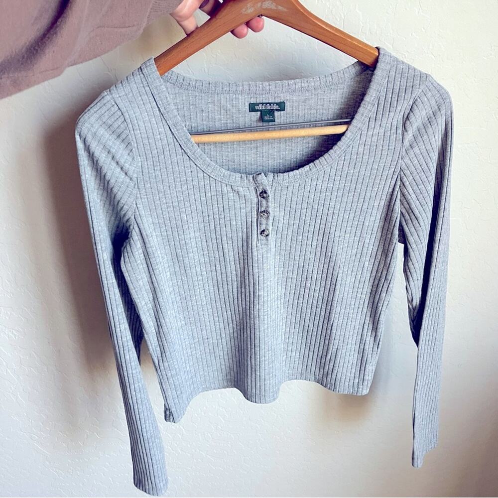 Wild Fable ribbed cropped Henley gray long sleeve top women’s juniors large L